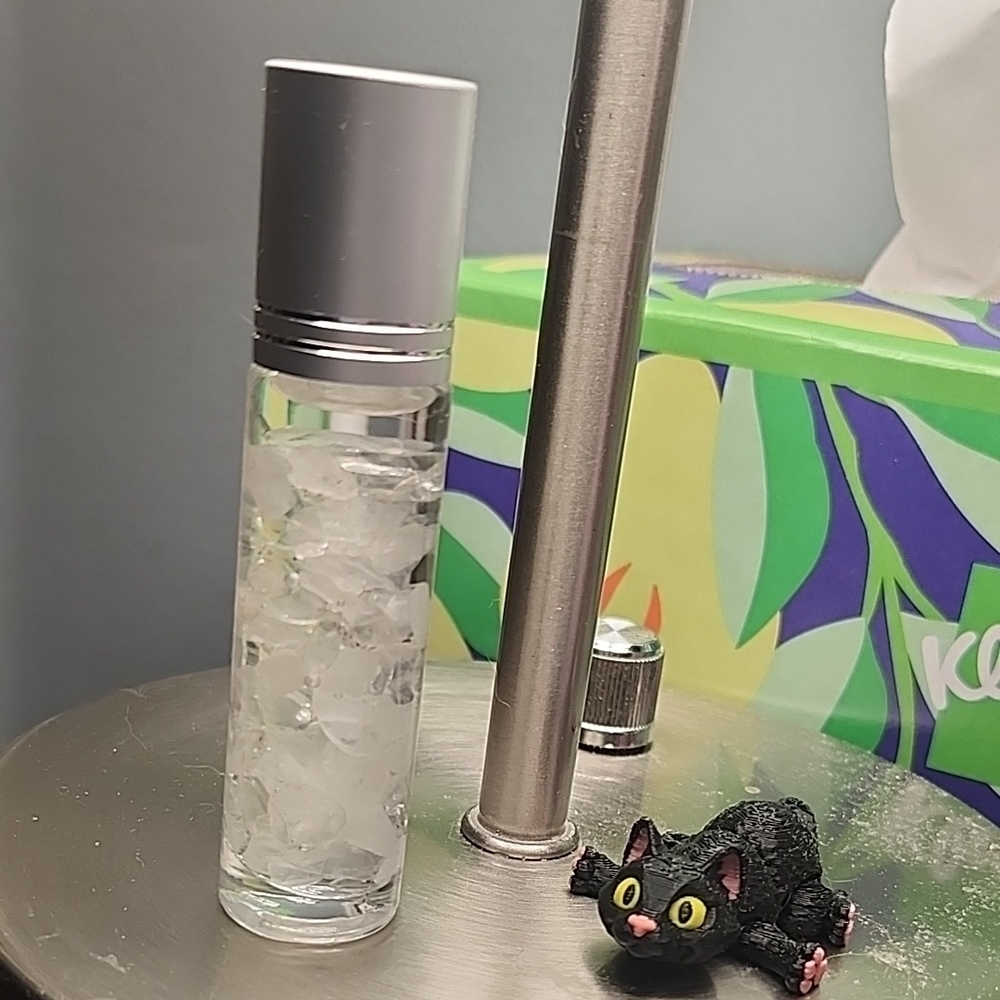 Clear Crystal Roller Bottle with Blueberry Fragrance Oil